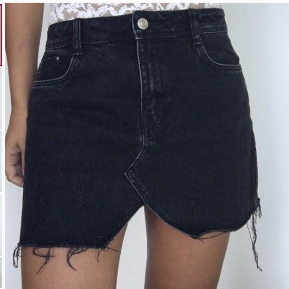 Zara l Black Distressed Cutoff Denim Skirt Medium